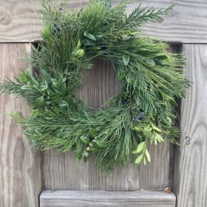 Small Mixed Green Wreath